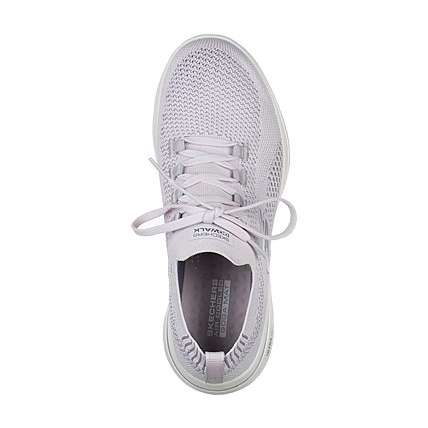 124010 női sétacipő