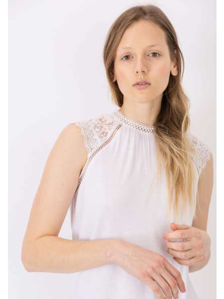 Seurat Ujjatlan felső 10039619