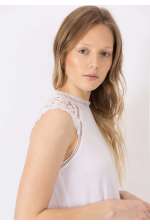 Seurat Ujjatlan felső